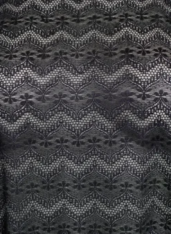 Spitzenbluse mit kurzen Ärmeln und wellenförmigem Saum