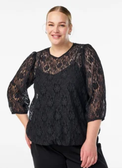 Spitzenbluse mit 3/4-Ärmeln