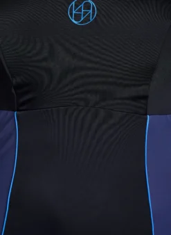 Sportbadeanzug mit überkreuzten Trägern