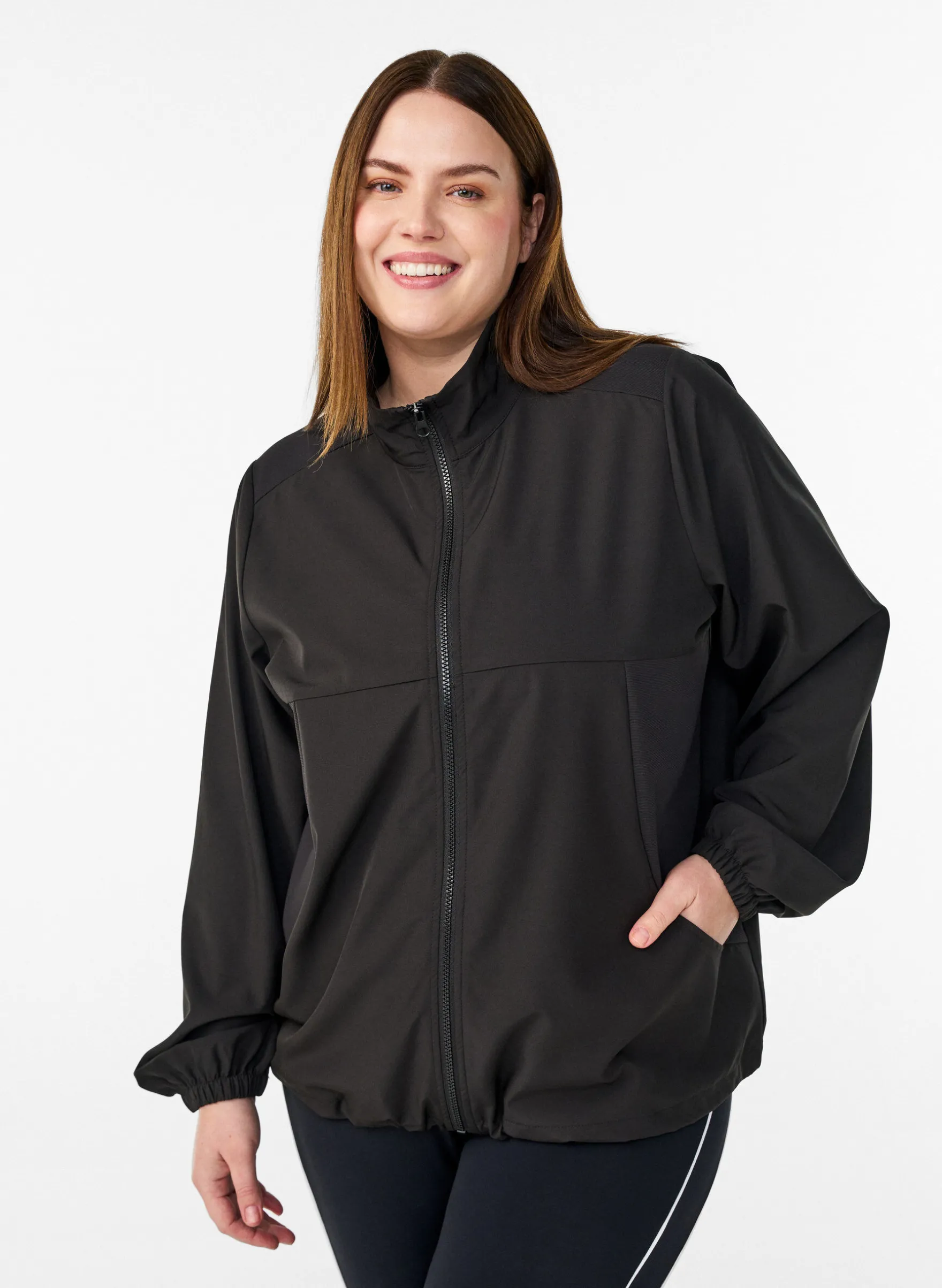 Sportliche Leichtjacke mit hohem Kragen und Taschen