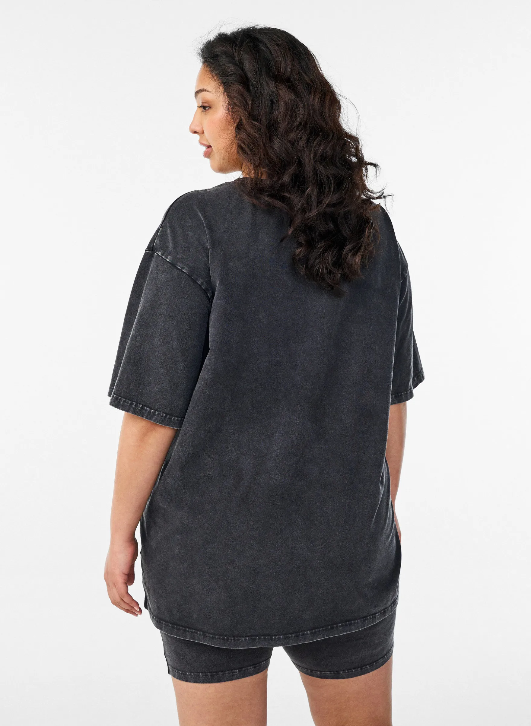 Sportliches T-Shirt aus Baumwolle mit Washed-Effekt