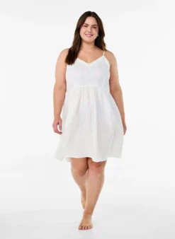 Strandkleid aus Baumwolle mit schmalen Trägern