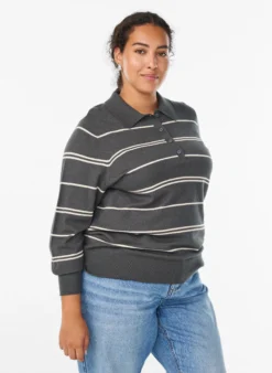 Strickbluse mit Kragen