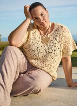 Strickbluse mit kurzen Fledermausärmeln