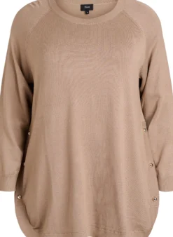 Strickbluse mit seitlichen Knöpfen