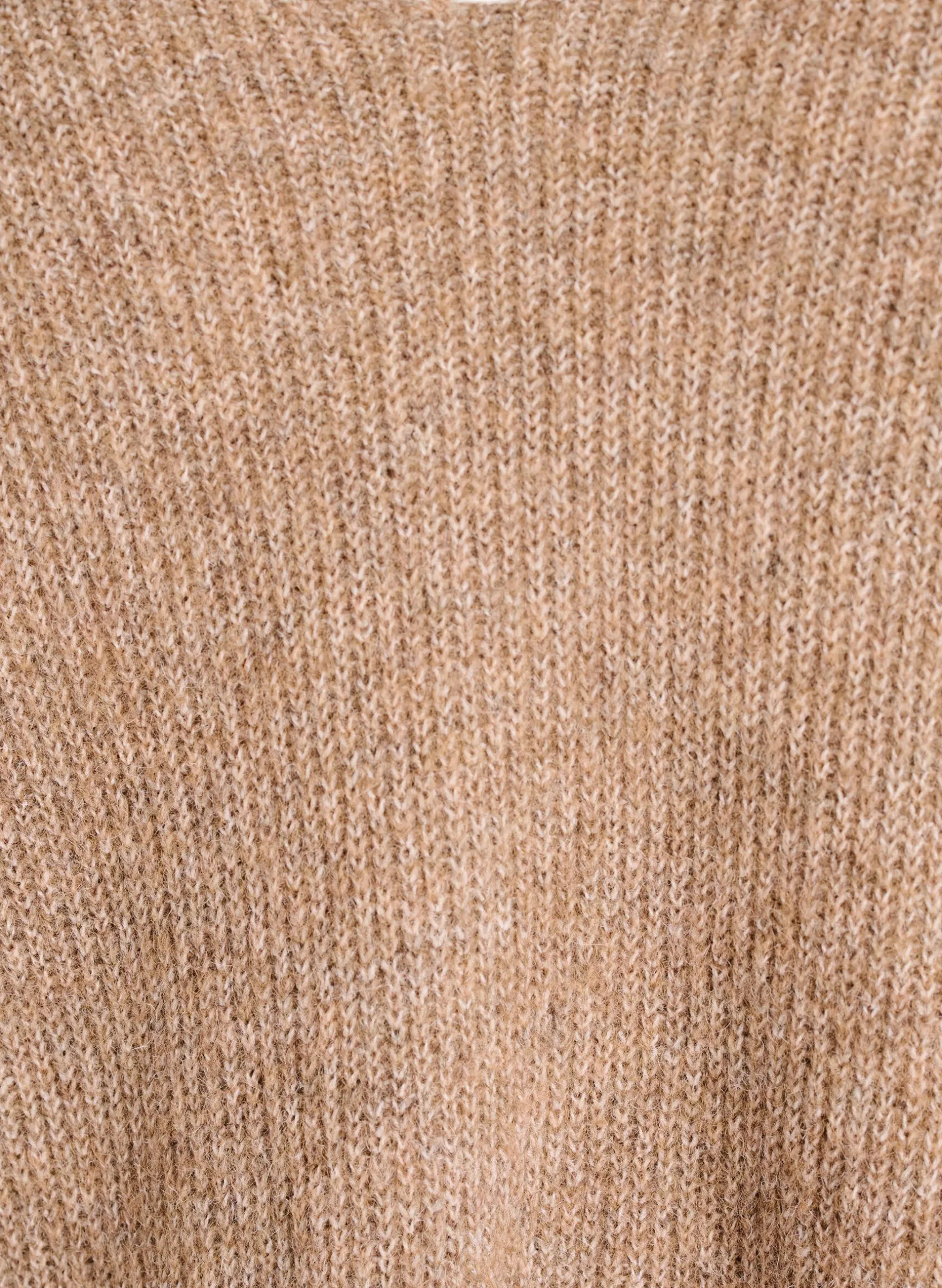 Strickbluse mit V-Ausschnitt und Raglanärmeln