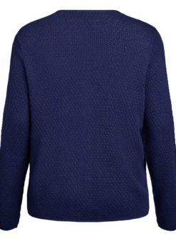 Strickjacke aus Strukturstrick mit kugelförmigen Knöpfen