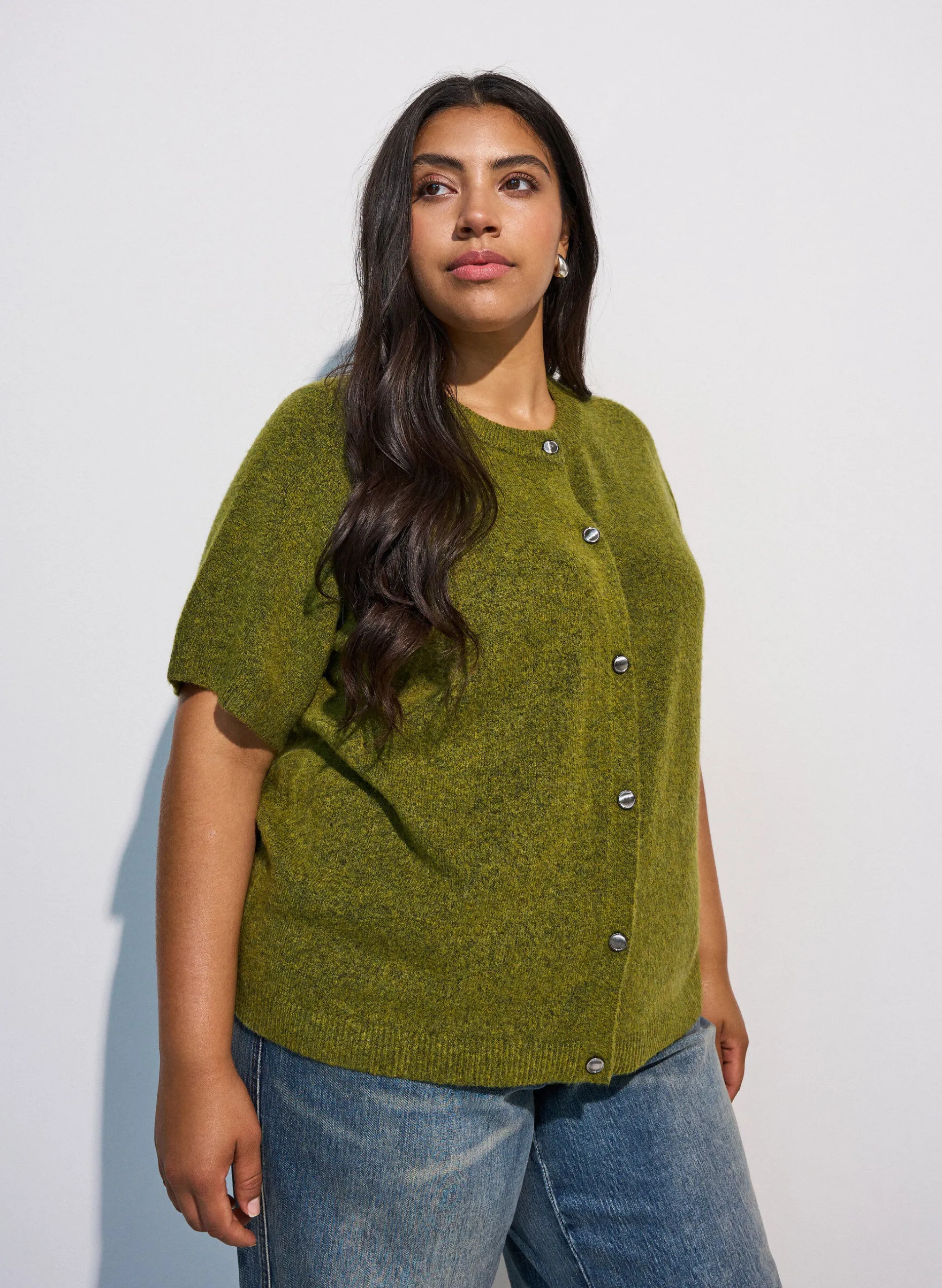 Strickjacke mit kurzen Ärmeln