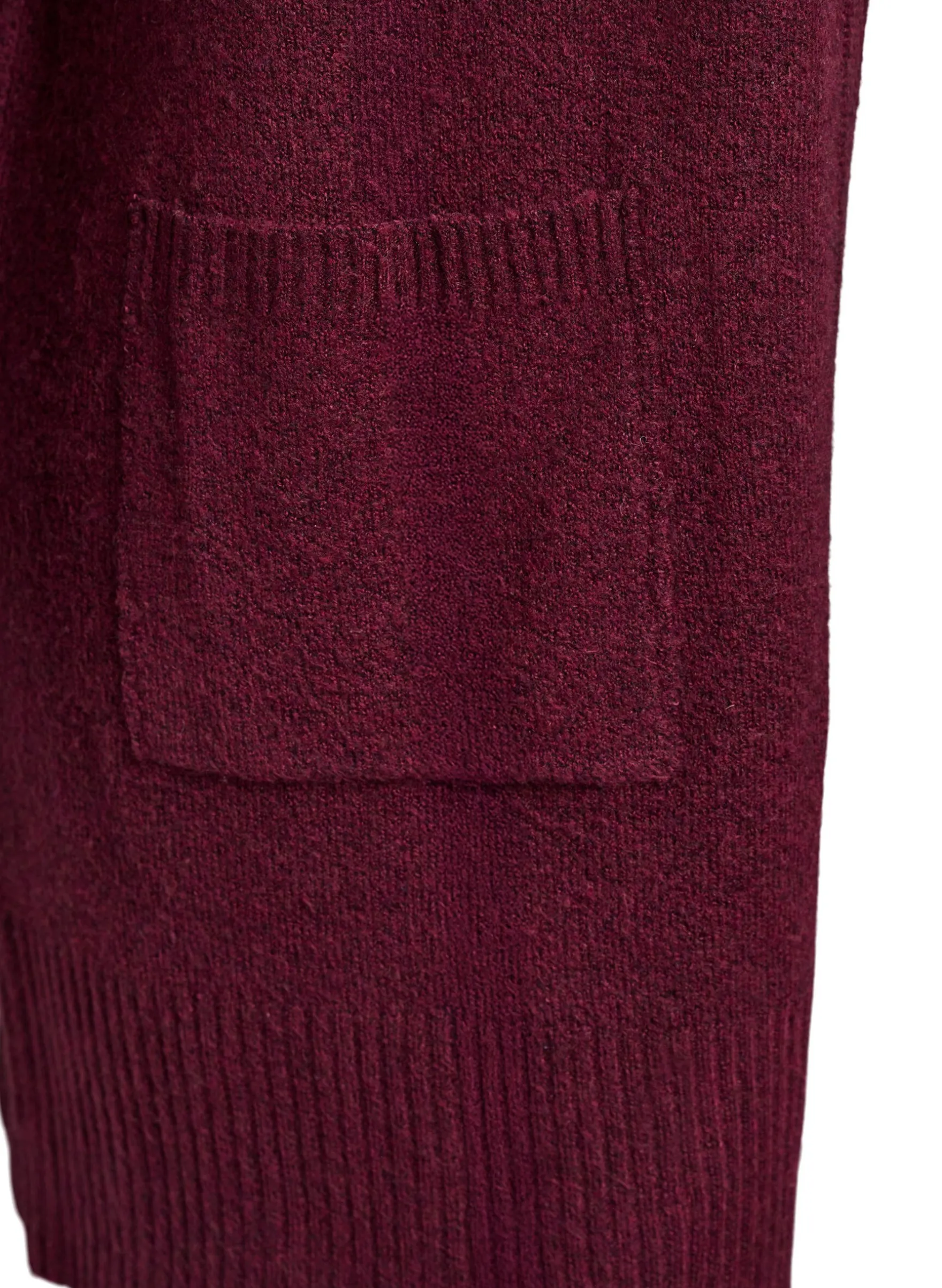 Strickjacke mit Rippenstrick und Taschen
