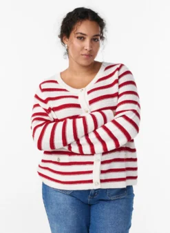 Strickjacke mit Strukturstrick und dekorativen Knöpfen