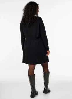 Strickkleid aus Baumwoll-Viskose-Mischung