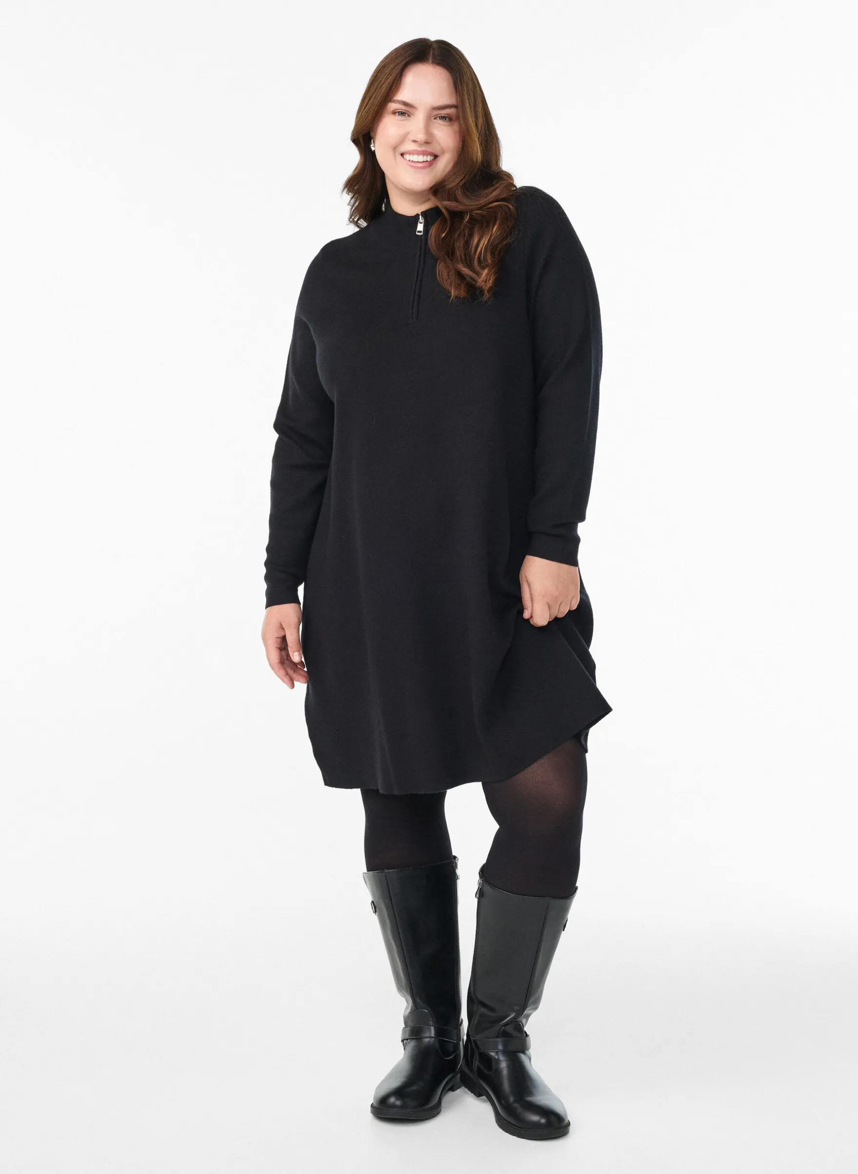 Strickkleid mit hohem Kragen und Reißverschluss