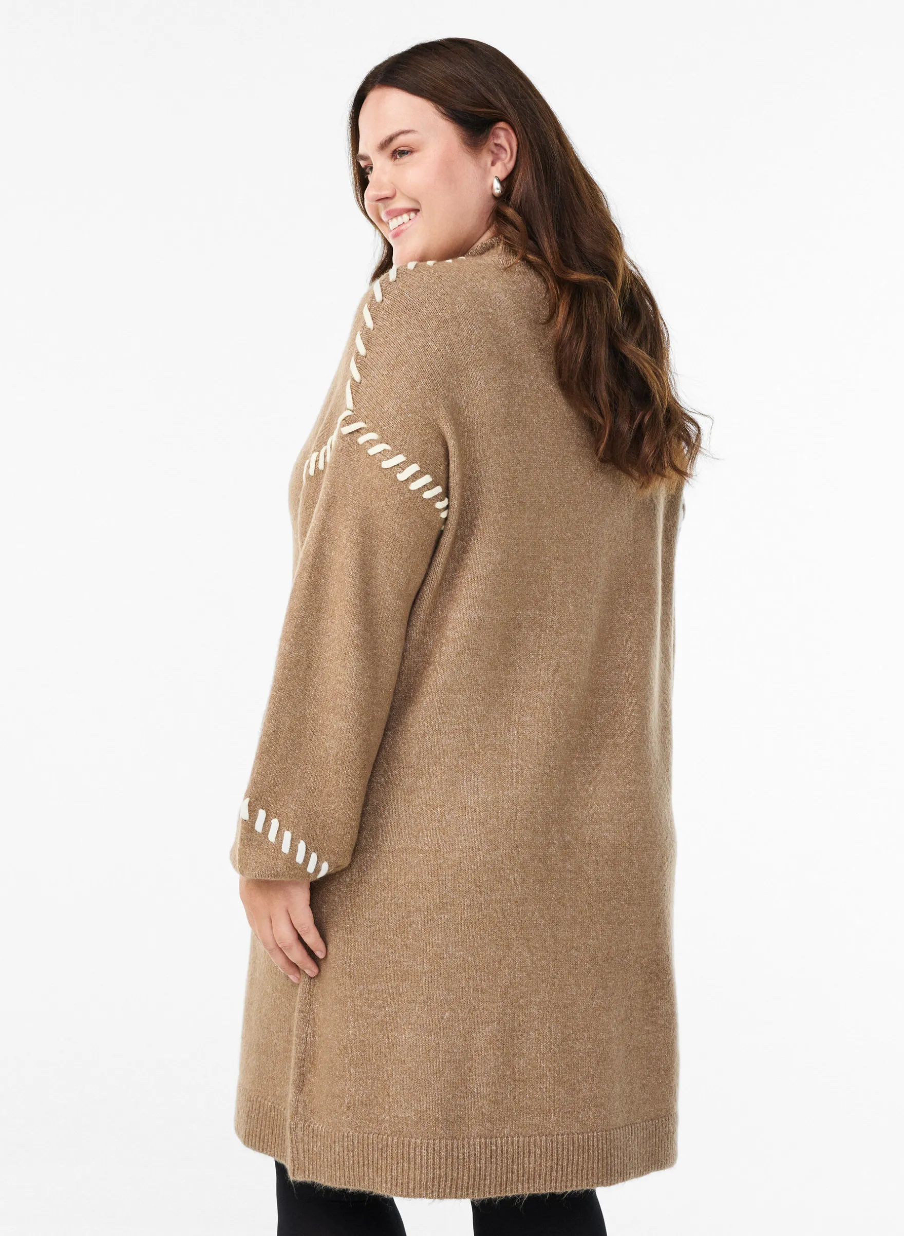 Strickkleid mit Kontrastnähten