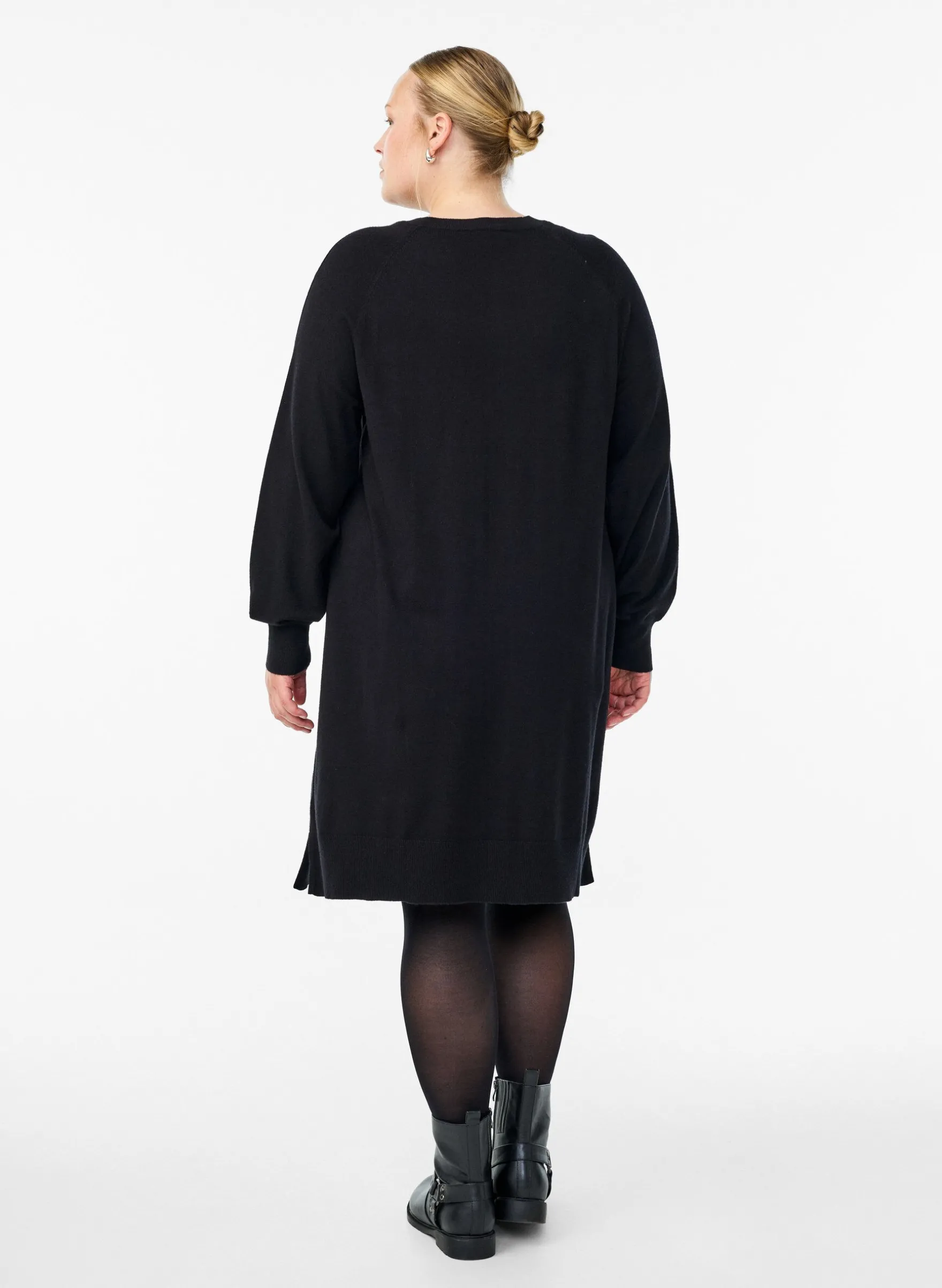 Strickkleid mit Raglanärmeln und Mittelnaht