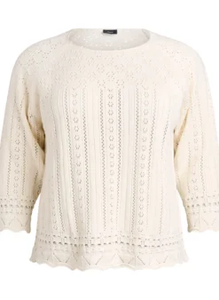 Stricktop mit Lochstickerei und 3/4-Ärmeln