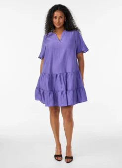 Strukturiertes A-Linien-Kleid