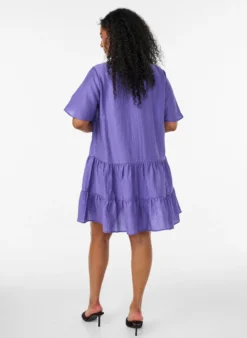 Strukturiertes A-Linien-Kleid