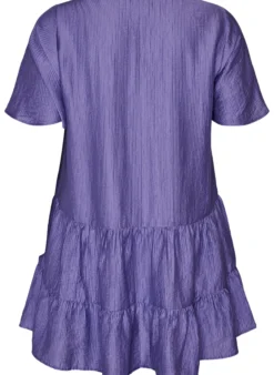 Strukturiertes A-Linien-Kleid