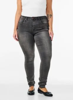 Super Slim Amy Jeans mit hoher Taille