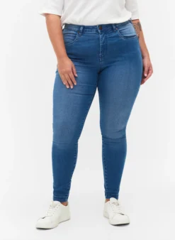 Super Slim Amy Jeans mit hoher Taille