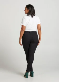 Super Slim Amy Jeans mit hoher Taille