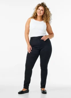 Super Slim Amy Jeans mit hoher Taille