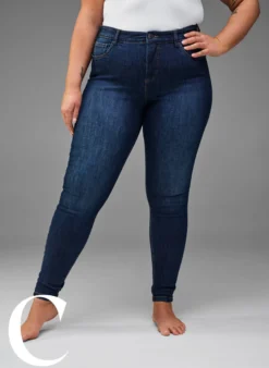 Super Slim-Fit-Jeans mit hoher Taille