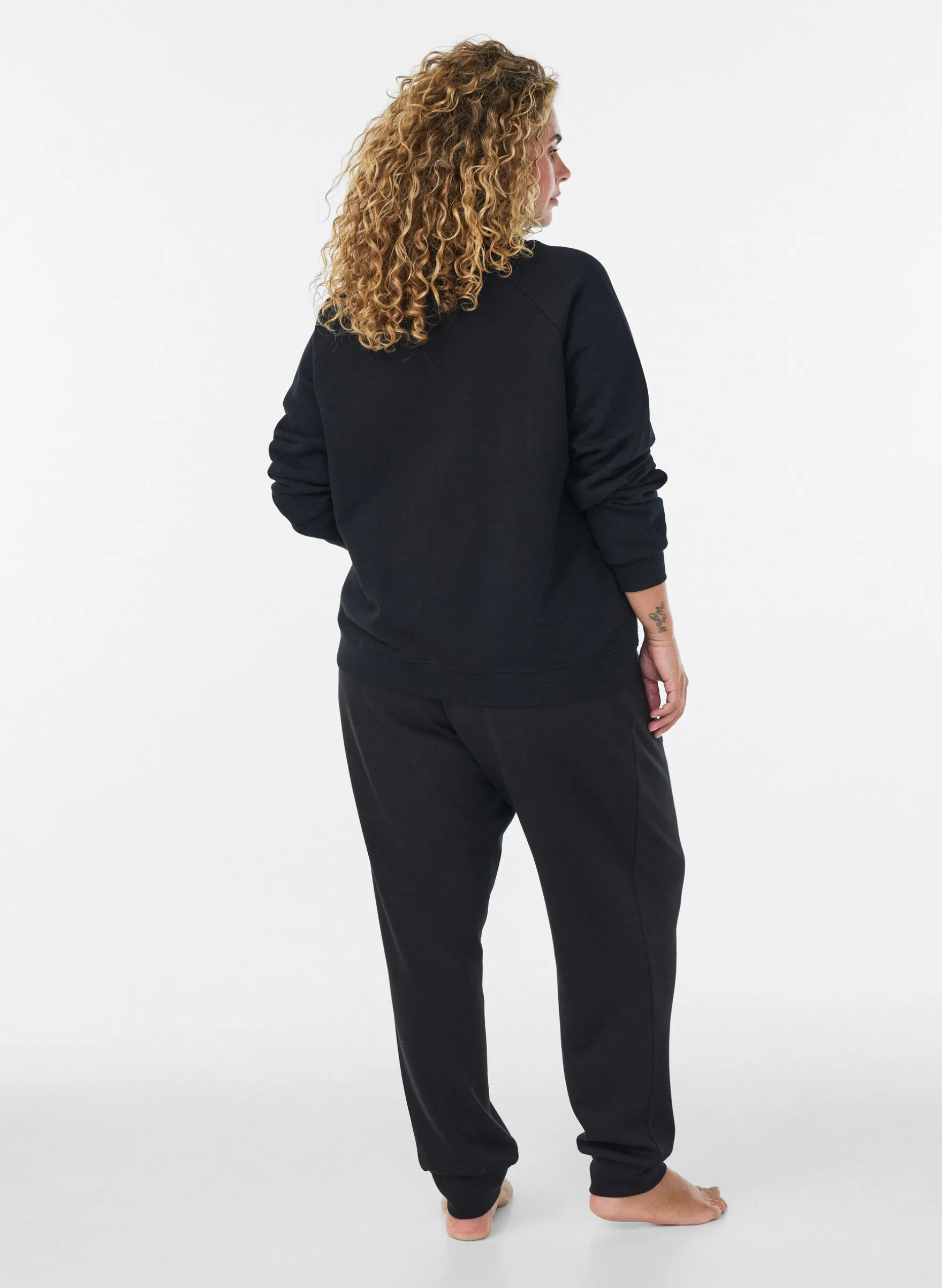 Sweatjacke mit hohem Kragen und Reißverschluss