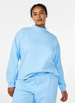 Sweatshirt mit hohem Kragen und langen Ärmeln
