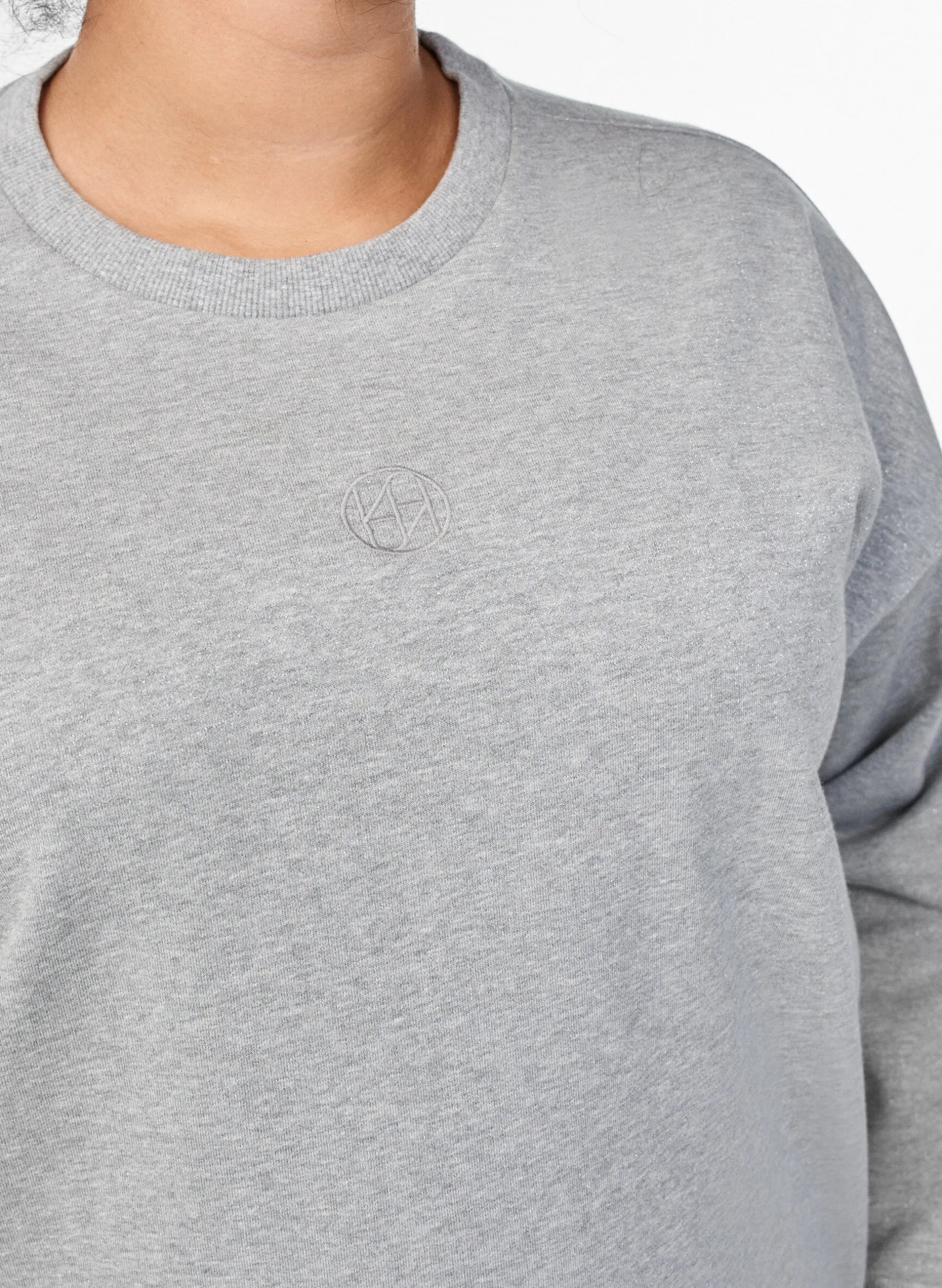 Sweatshirt mit Schlitzen und Glitzerfaden