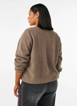 Teddyjacke mit Rundhalsausschnitt und Knöpfen