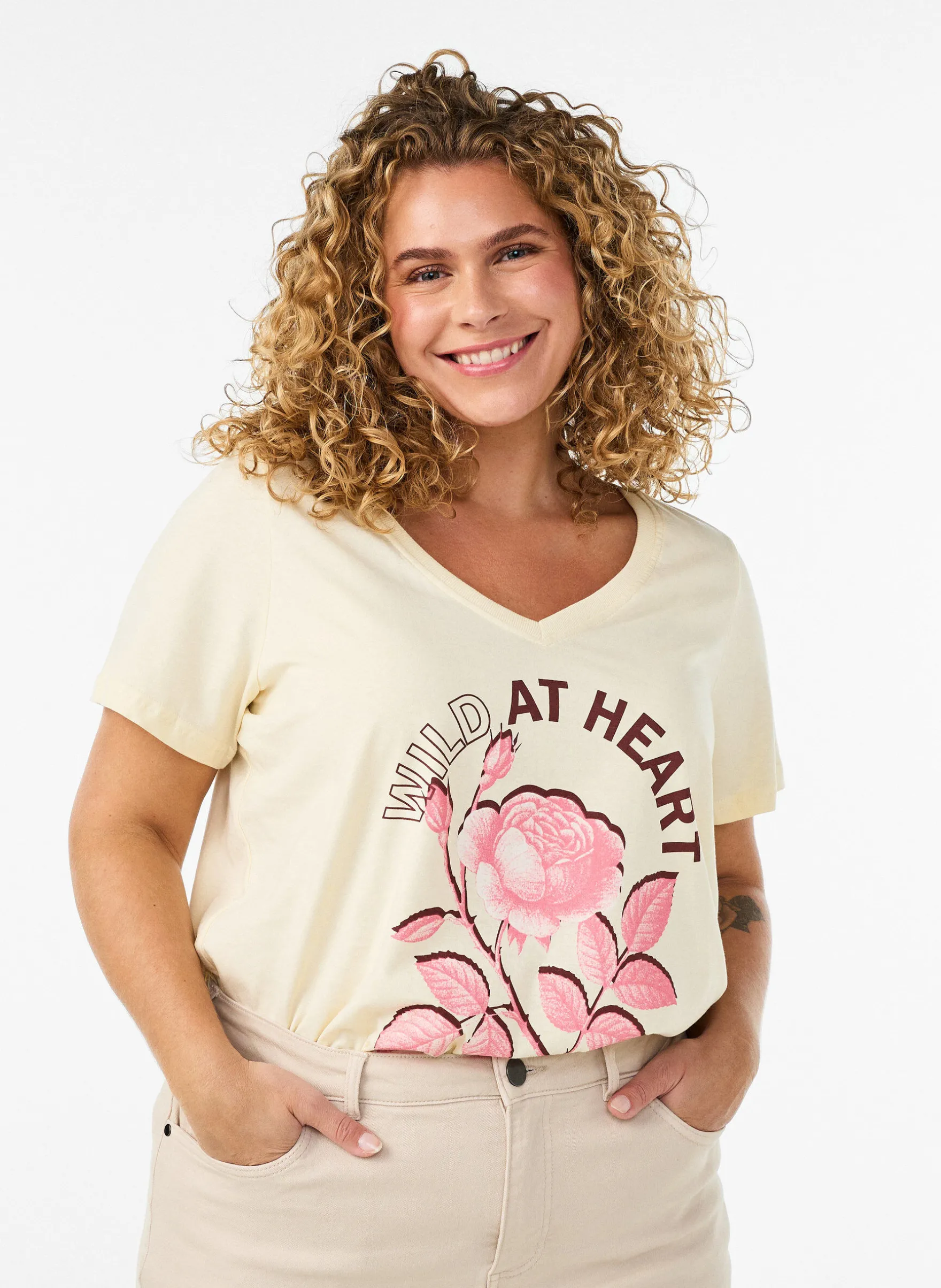 T-Shirt aus Baumwolle mit Frontprint und V-Ausschnitt