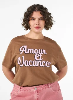 T-Shirt aus 100% Baumwolle mit kurzen Ärmeln und Print
