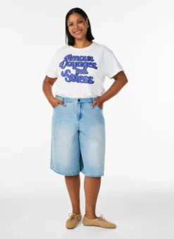 T-Shirt aus 100% Baumwolle mit kurzen Ärmeln und Print