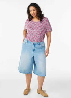 T-Shirt mit floralem Print