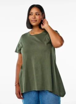 T-Shirt mit Rundhalsausschnitt und A-Linie