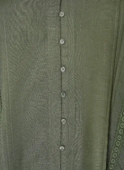 Viskosebluse mit Crochet-Besatz und Knöpfen
