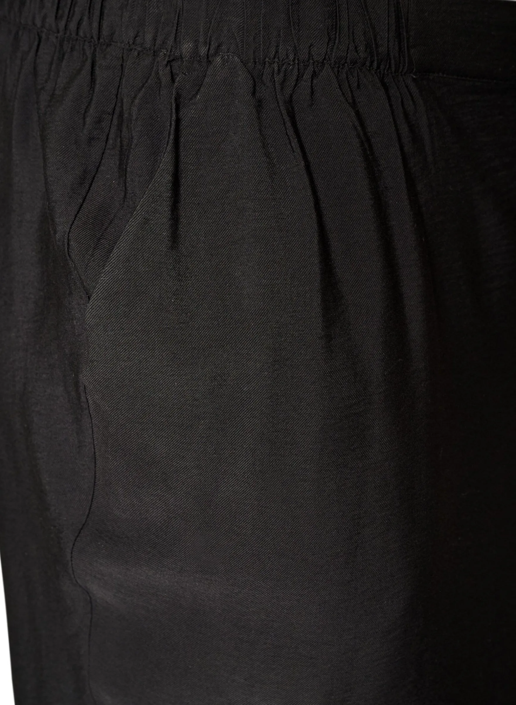 Viskosehose mit elastischem Bund und geraden Beinen