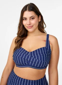 Wattierter Bikini-Oberteil mit Print