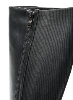 Weiter Passform - Langer Stiefel mit gerippten Einsätzen