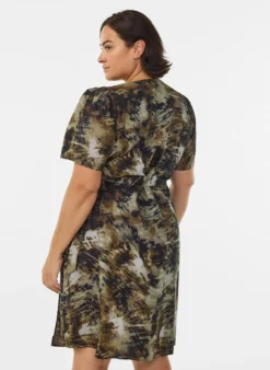 Wickelkleid mit Print