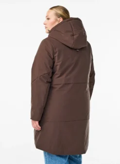 Winterjacke mit verstellbarer Taille