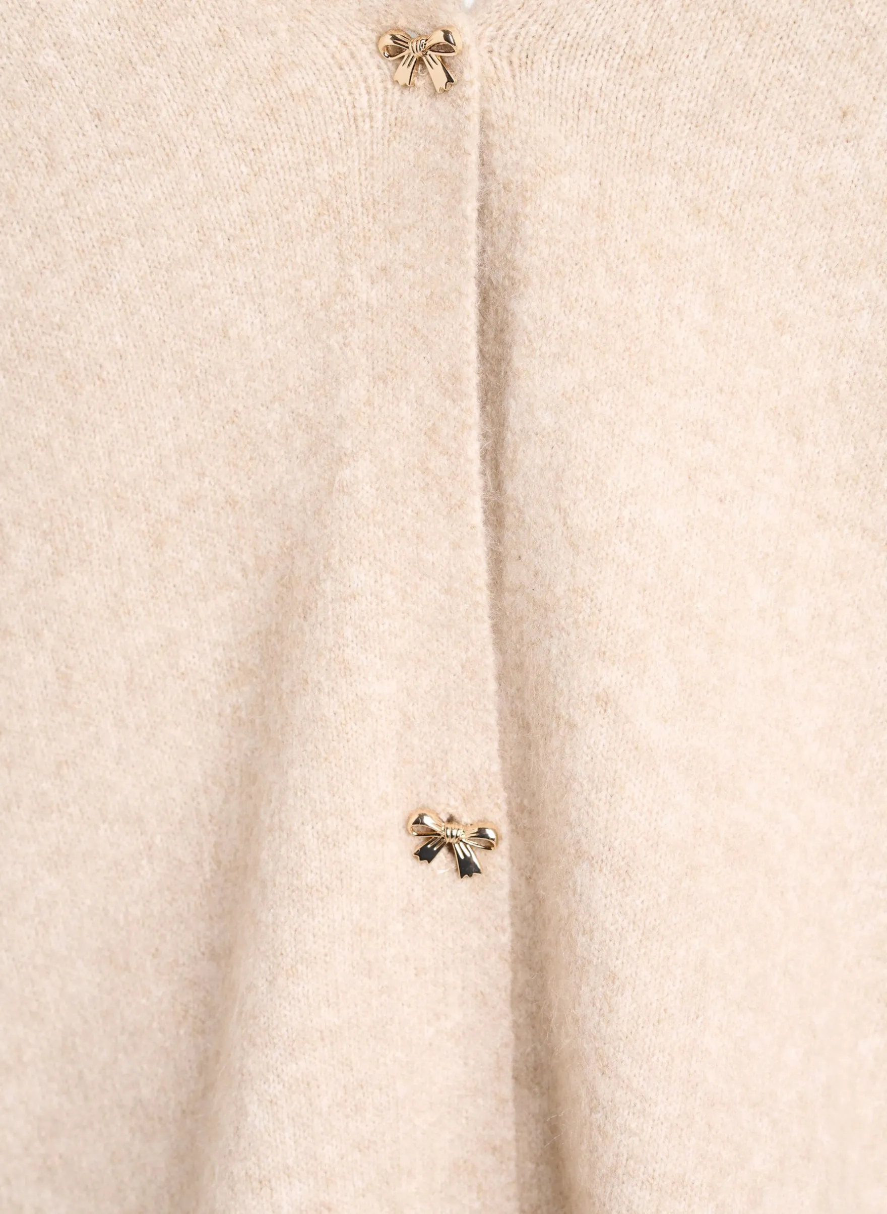 Wollstrickjacke mit Schleifenknöpfen