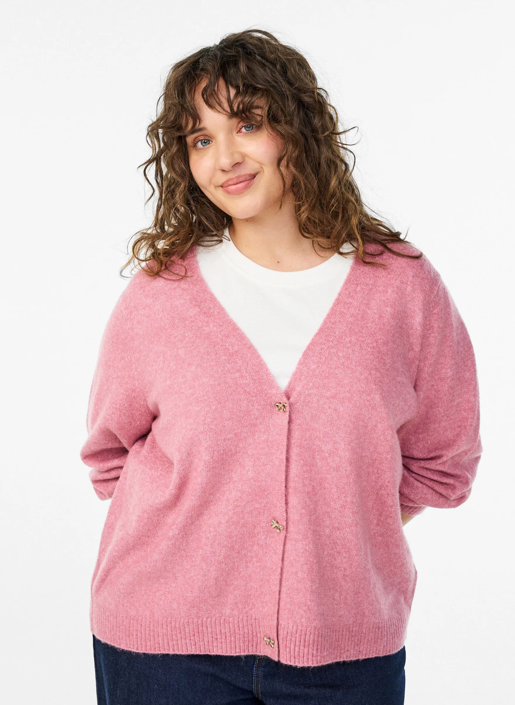 Wollstrickjacke mit Schleifenknöpfen